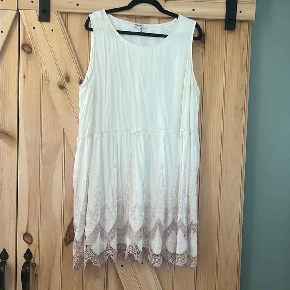 Elegant Cream Lace Dress